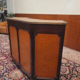 English Chesterfield mahogany bar fully upholstered in leather