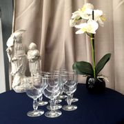 Suite of 8 glasses with port or wine cooked in crystalline tableware