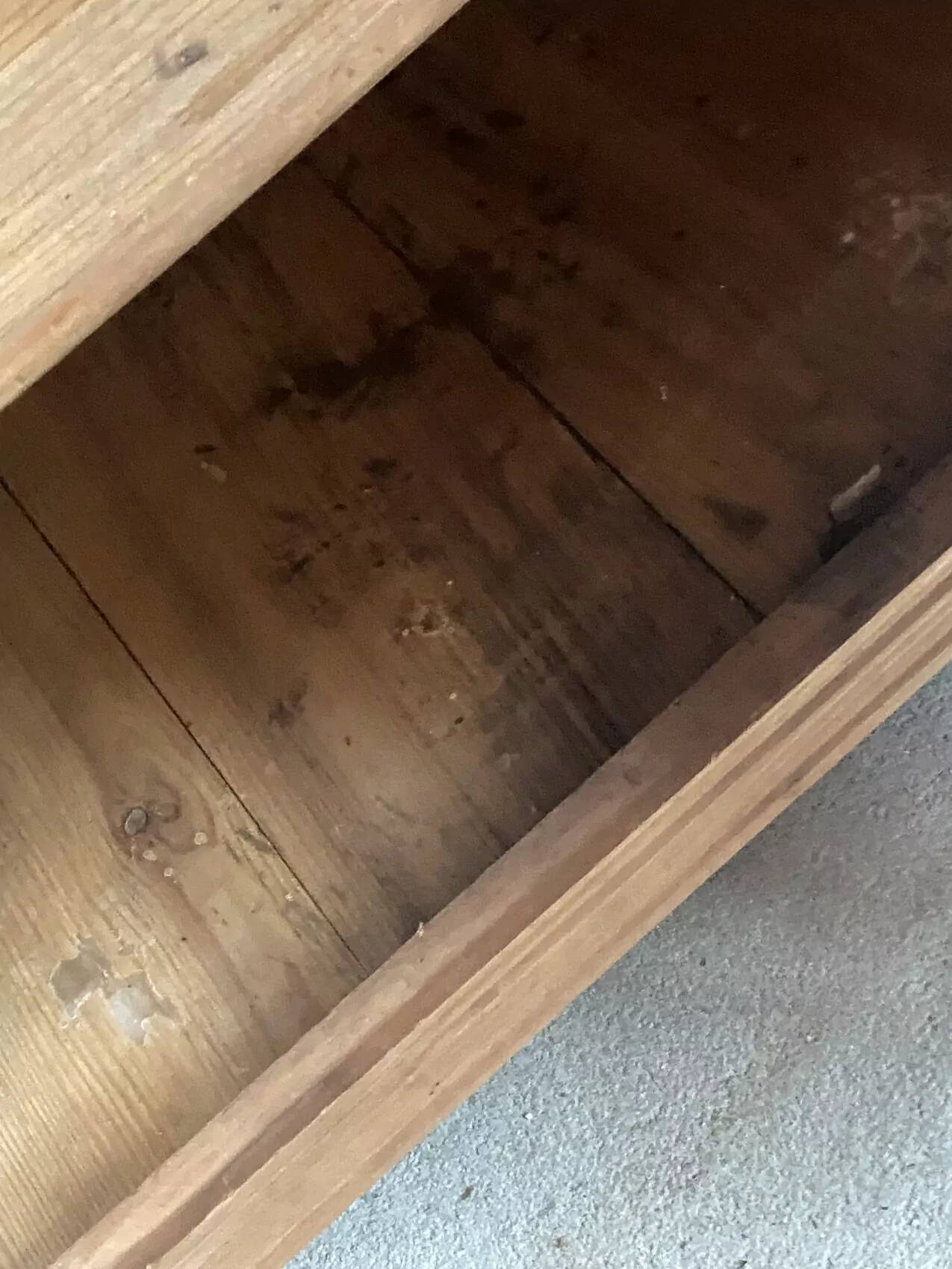 Antique sideboard in waxed pine, country house style