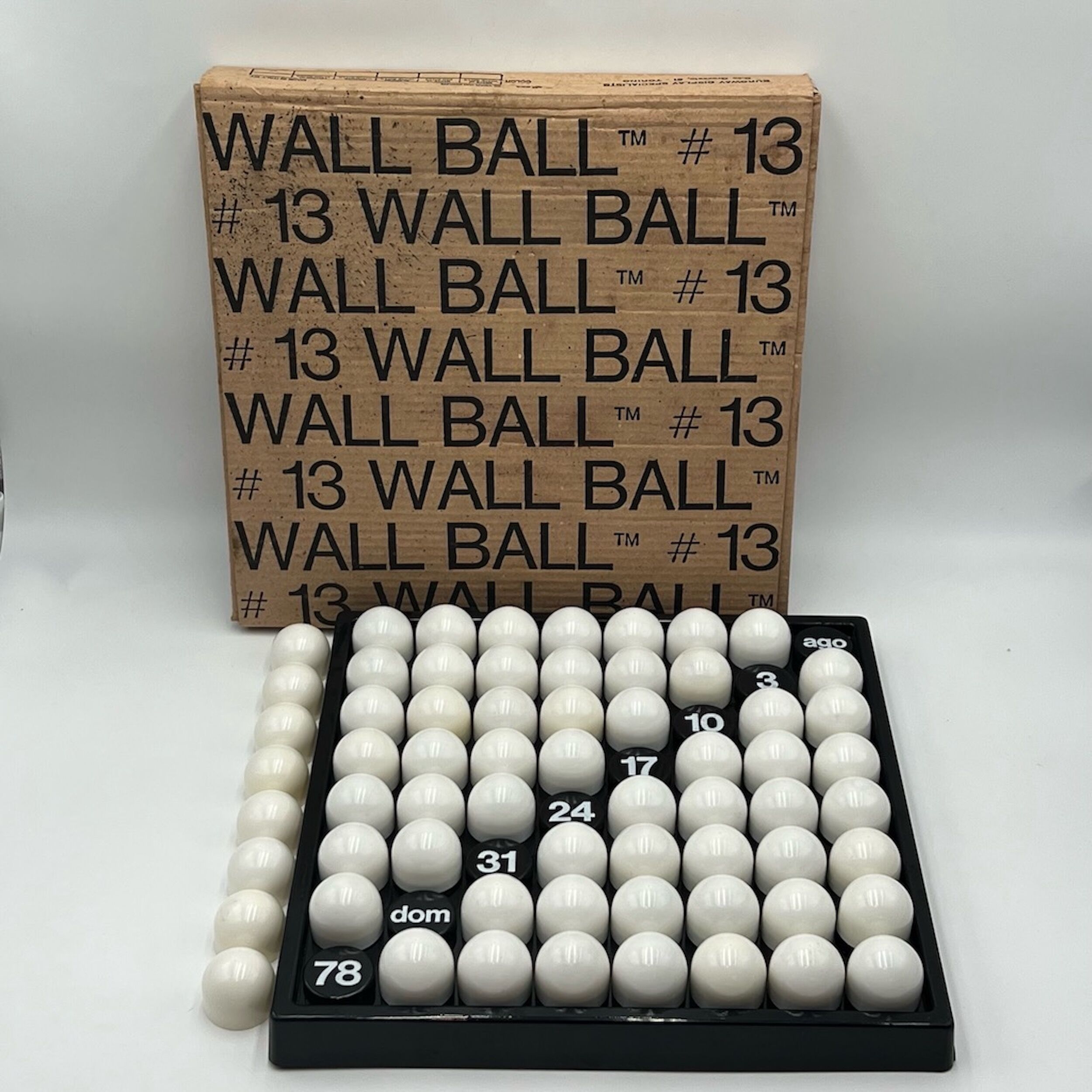 Calendrier perpétuel unique de l'ère spatiale « Wall Ball » par Euroway Torino, années 70