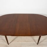 Mid-Century Teak Oval Dining Table from G-Plan, 1960s