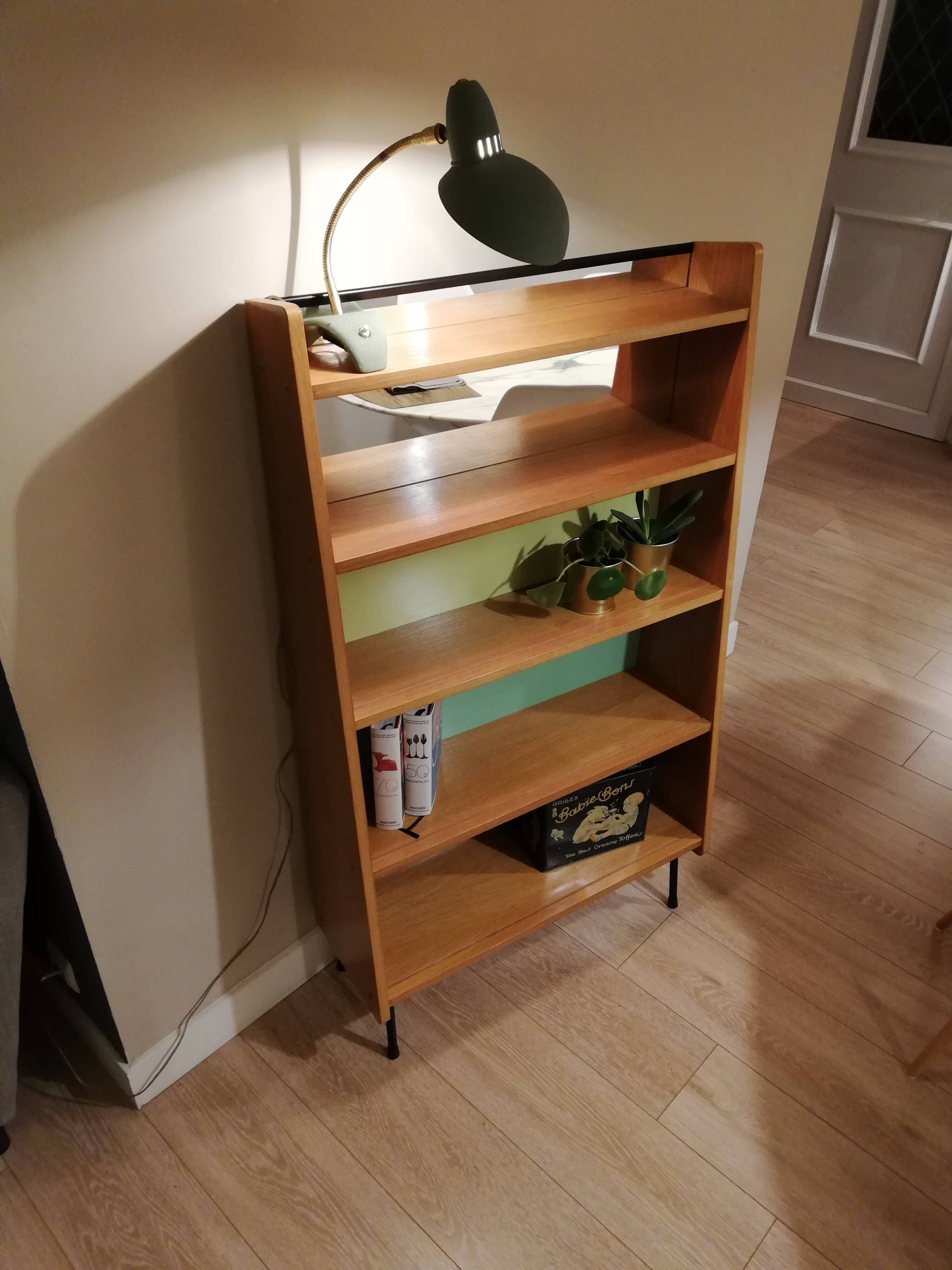 Bookcase 50