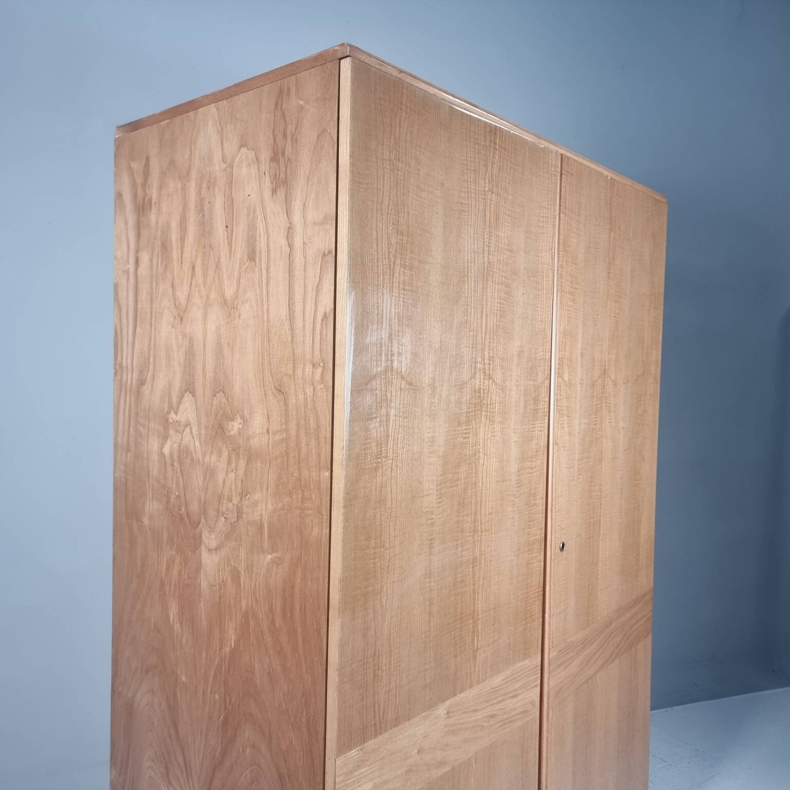 Vintage Wardrobe by Francisek Mezulanik, 1960s