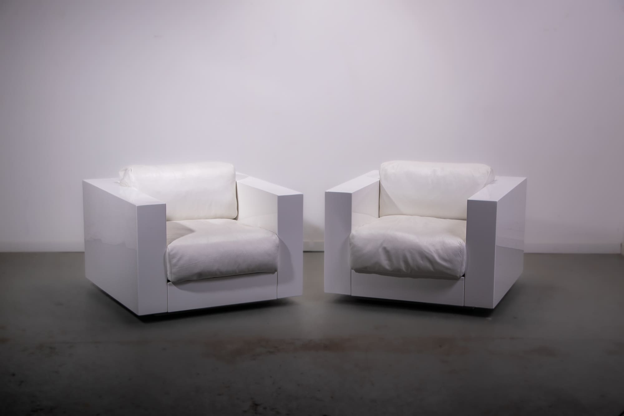 Saratoga armchairs by Lella and Massimo Vignelli for Poltronova