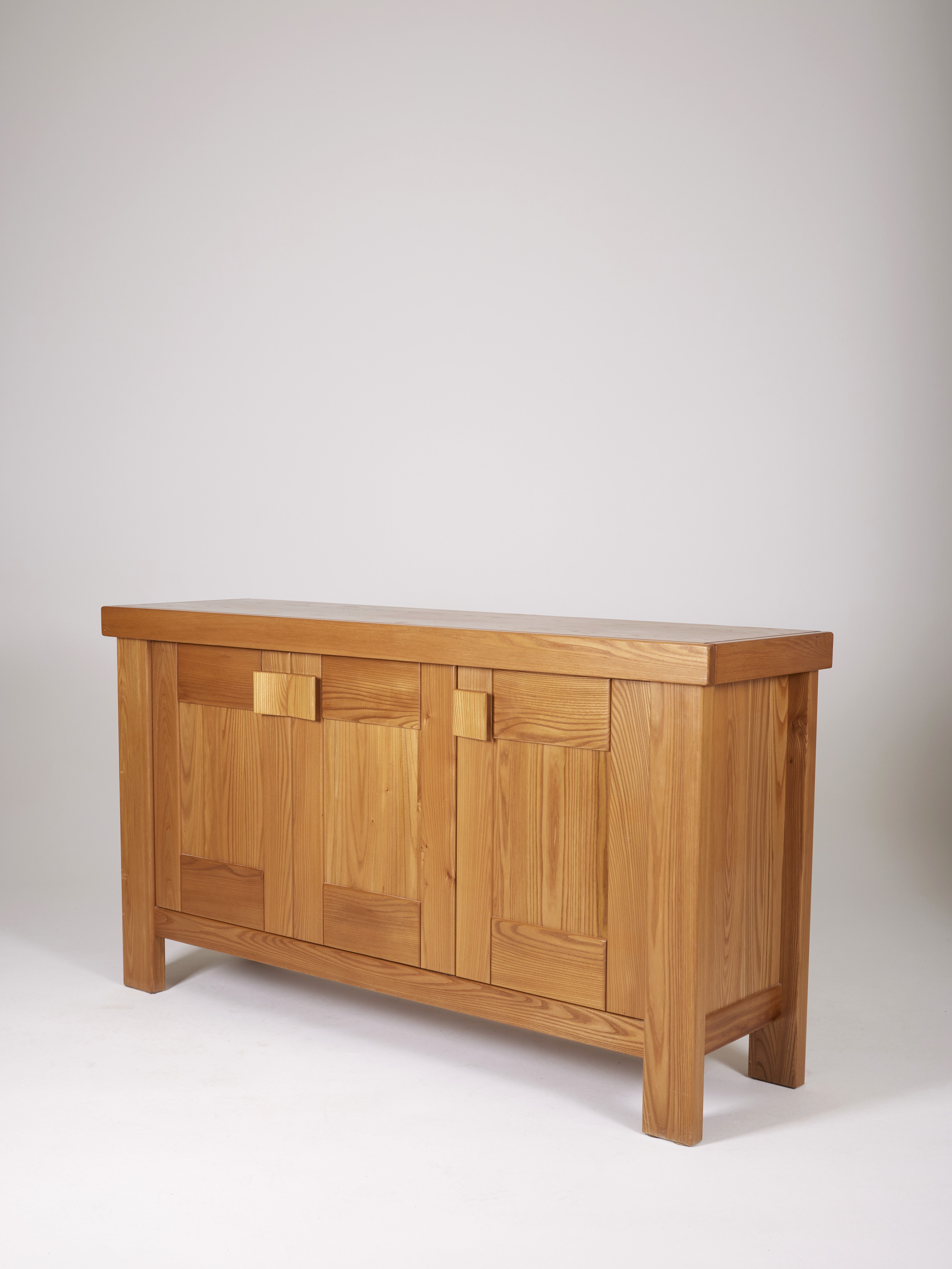 Solid elm sideboard House Regain 1970s