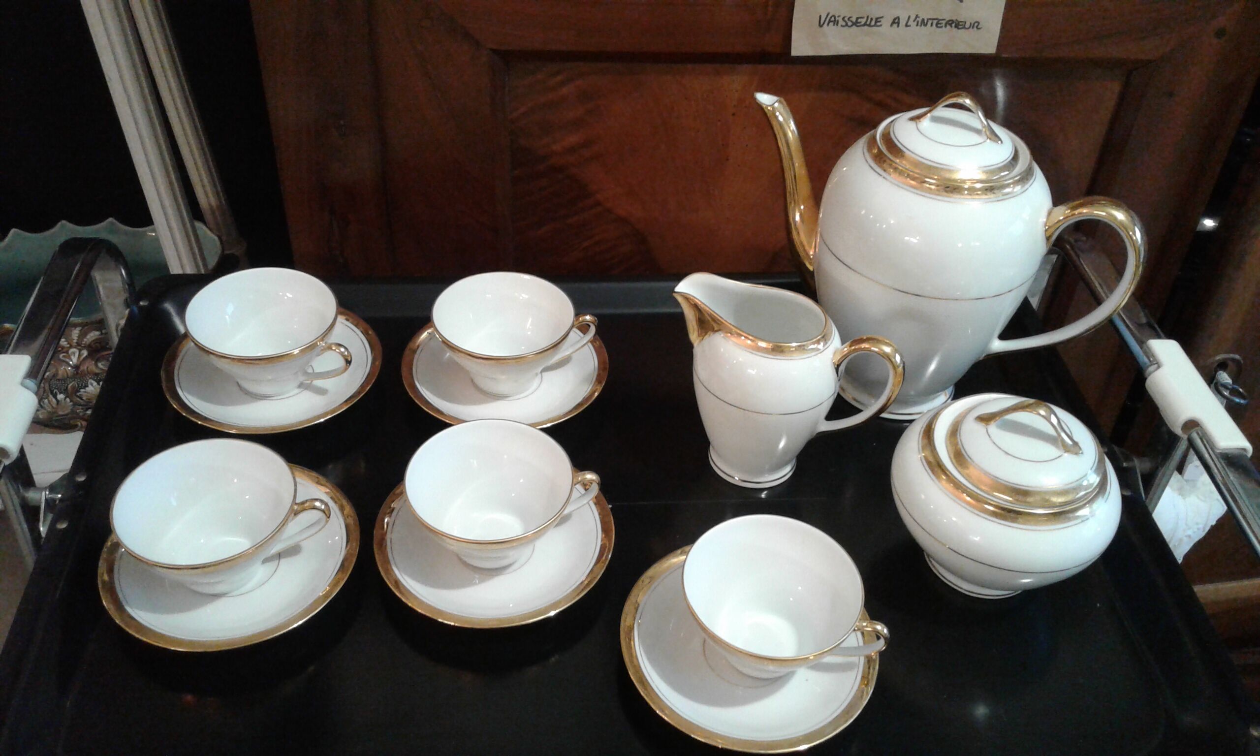 Coffee service. fine porcelain from Limoges. golden
