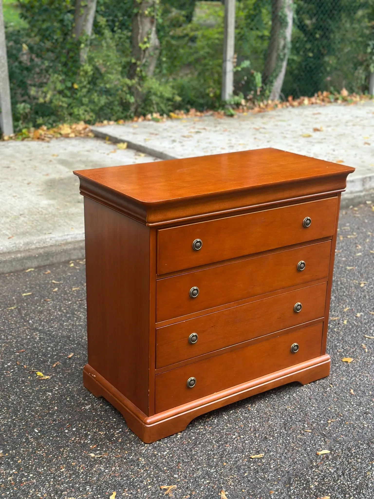 Chest of drawers with 4 drawers in Louis Philippe style, stained cherry wood, 1980.