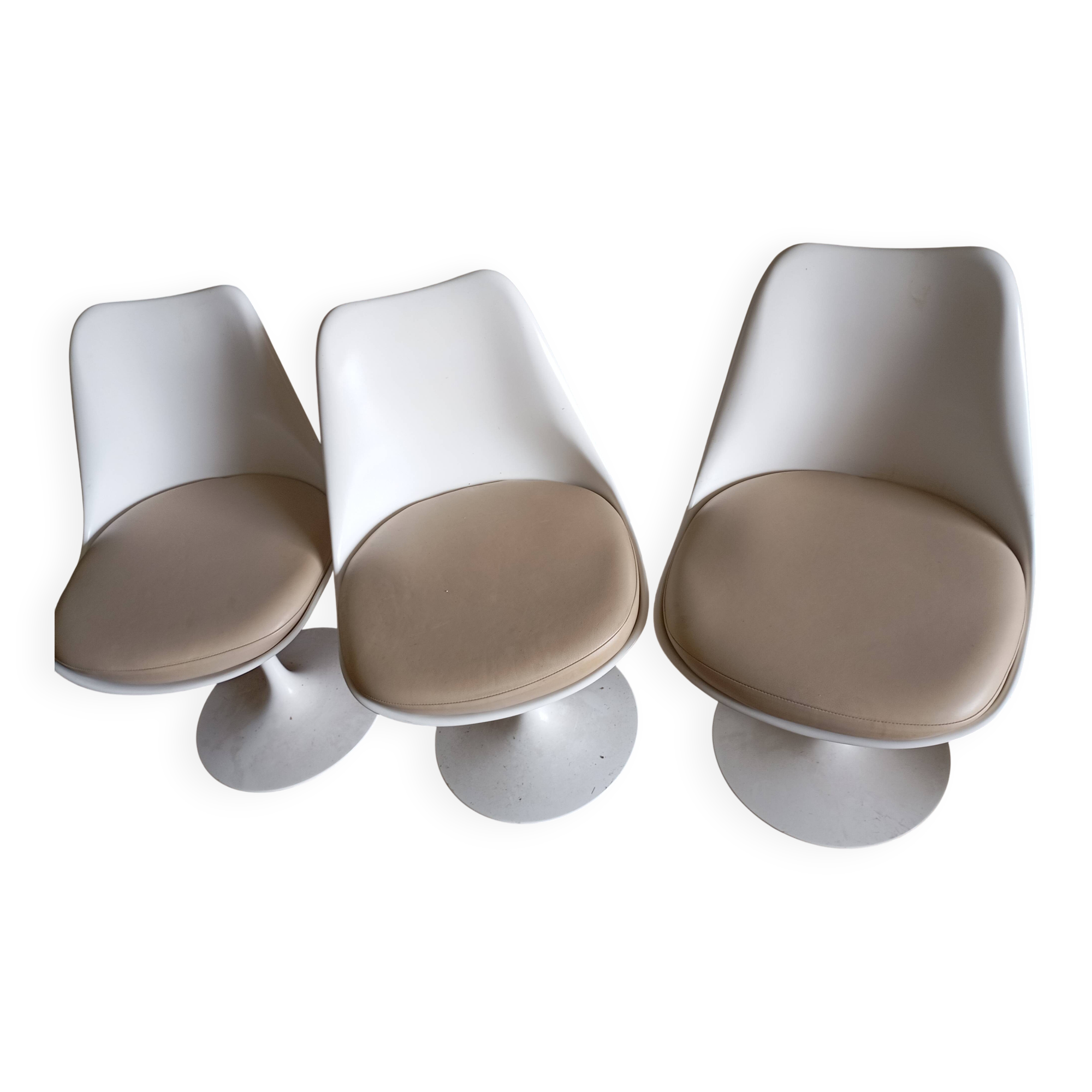 Tulip chairs signed Saarinen for Knollstudio 1956