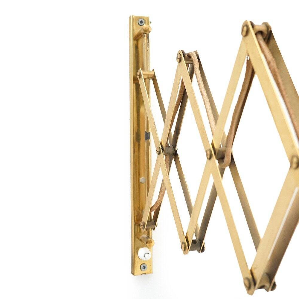 Wall lamp with a pantograph, 1950s