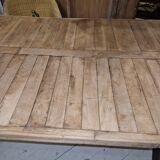 Table en bois et acier