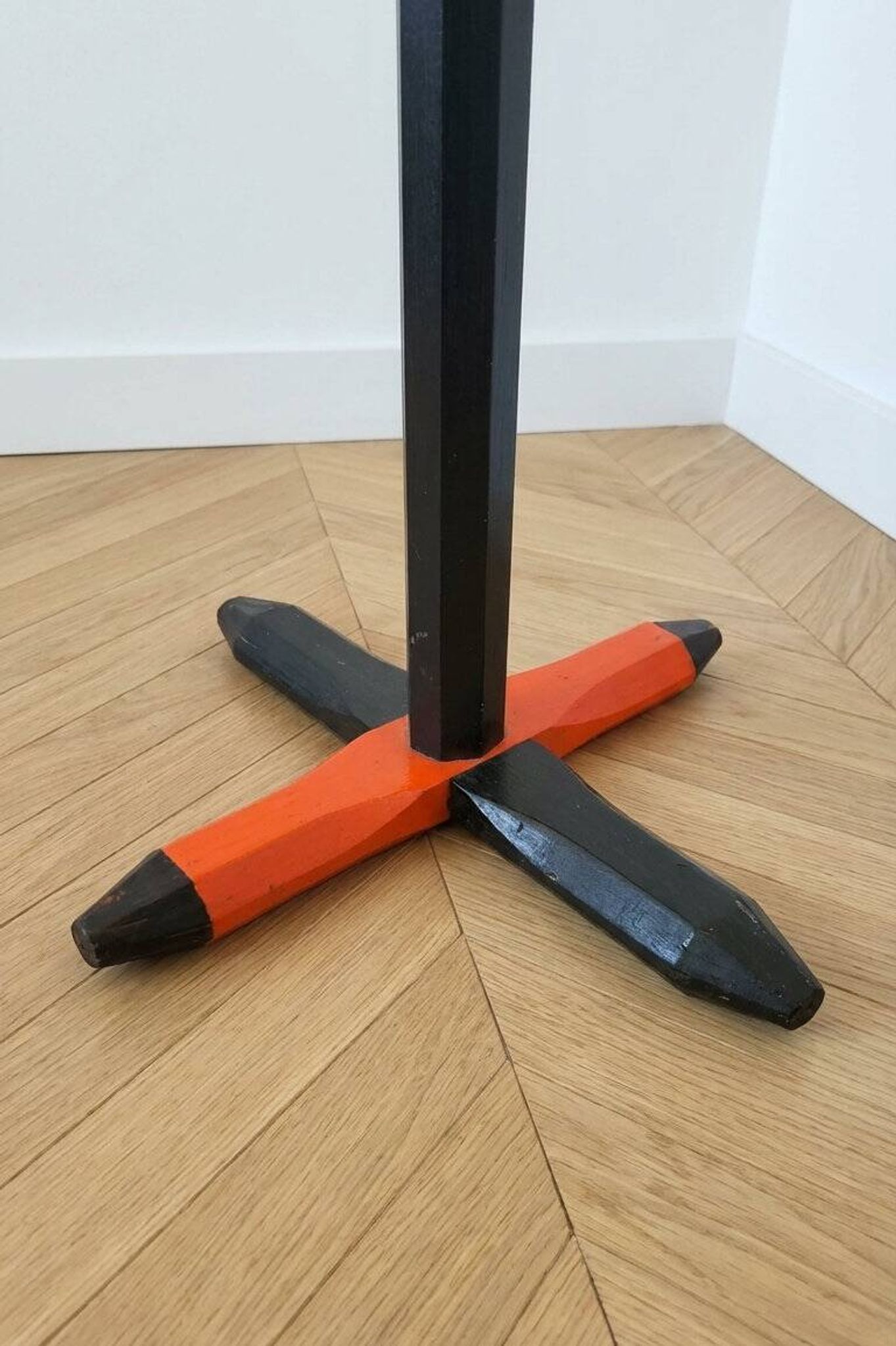 Vintage coat rack DLG Pierre Sala orange and black.