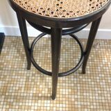 Bar stool