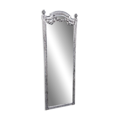 Miroir d'entre deux en bois sculpte et argente de style louis xvi