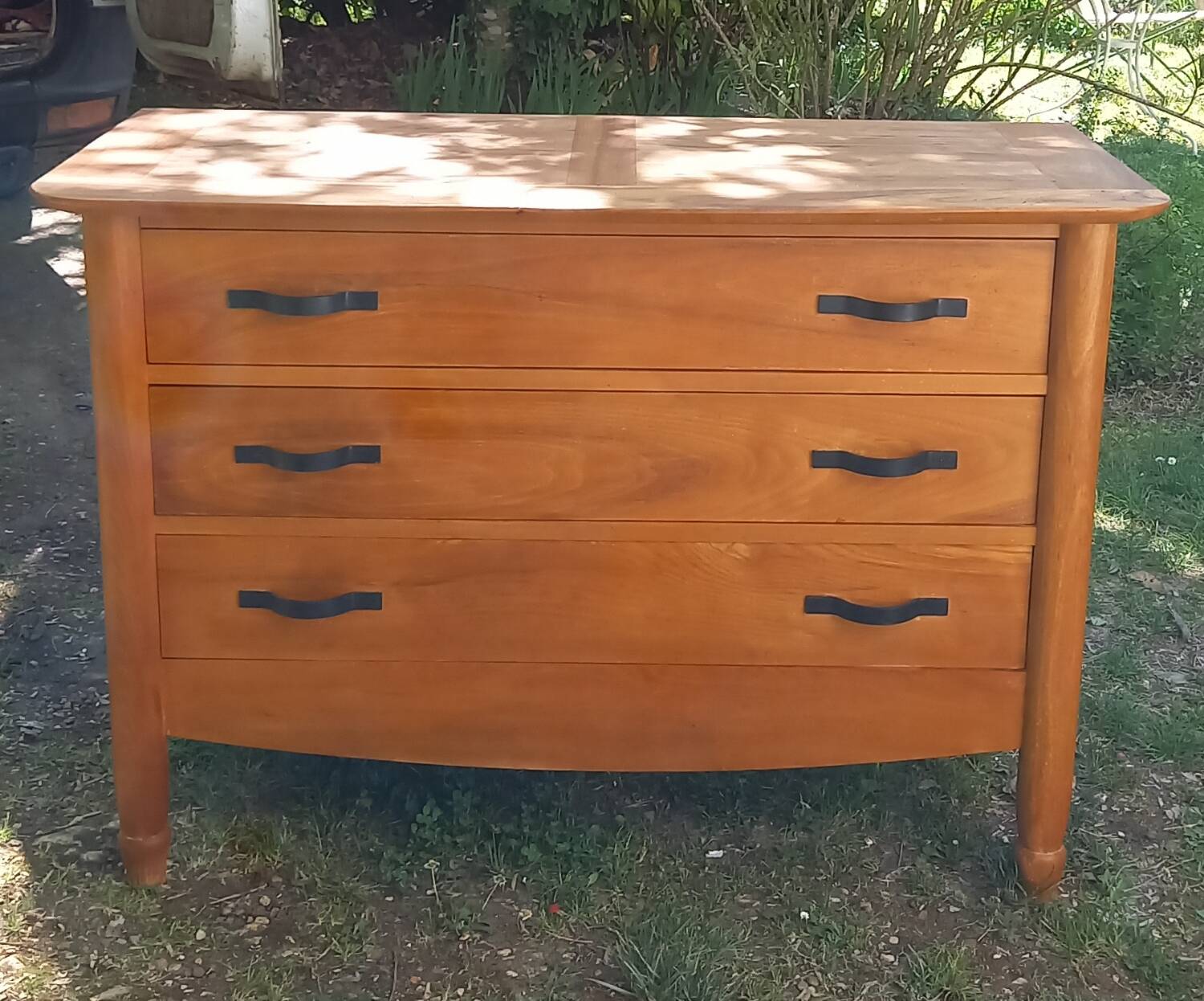 Solid elm chest of drawers with 3 drawers
