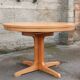 Extendable round table in elm