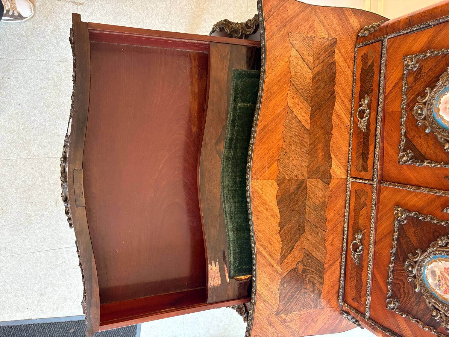 Bonheur du Jour - Napoleonic III era