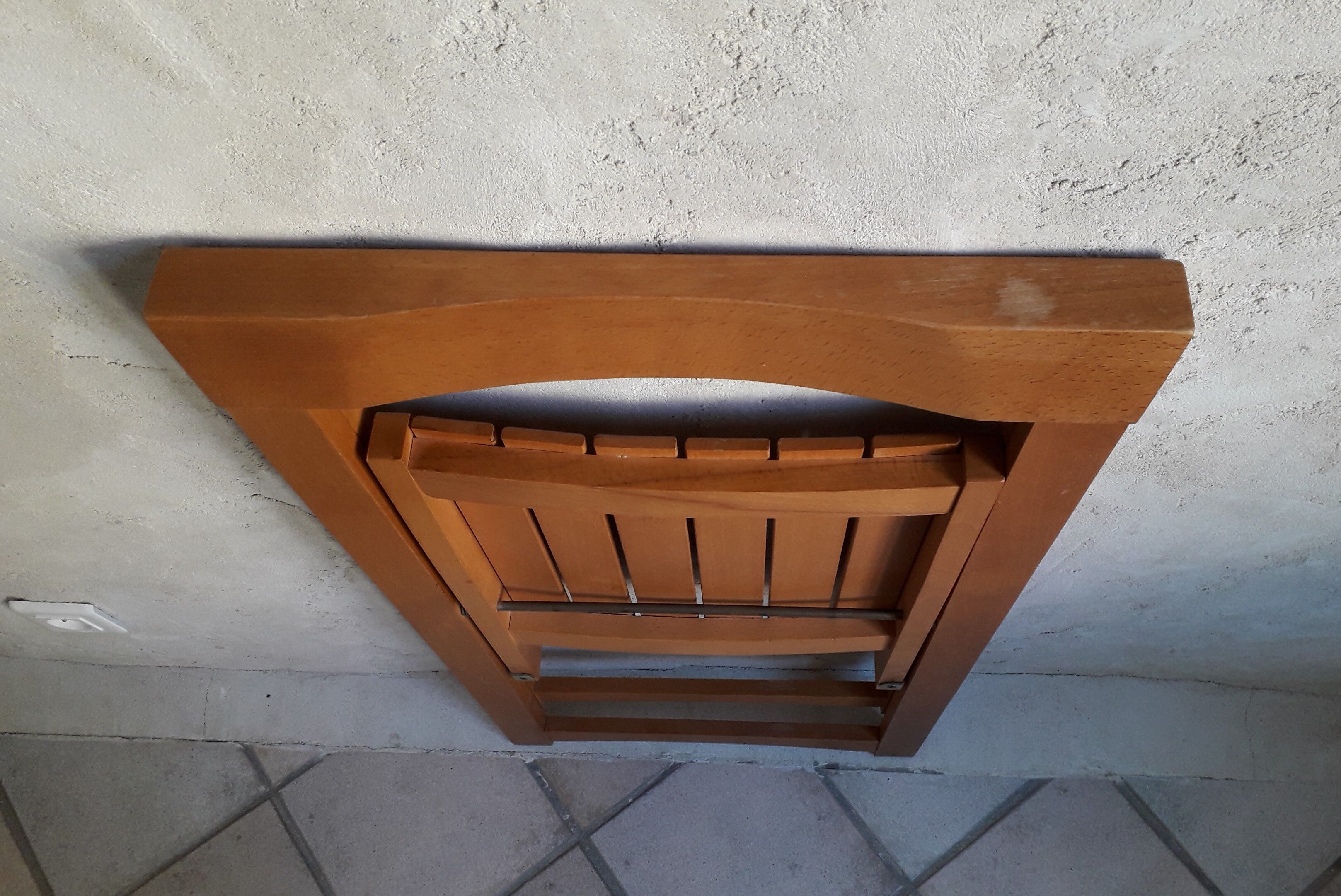 Wooden folding chair