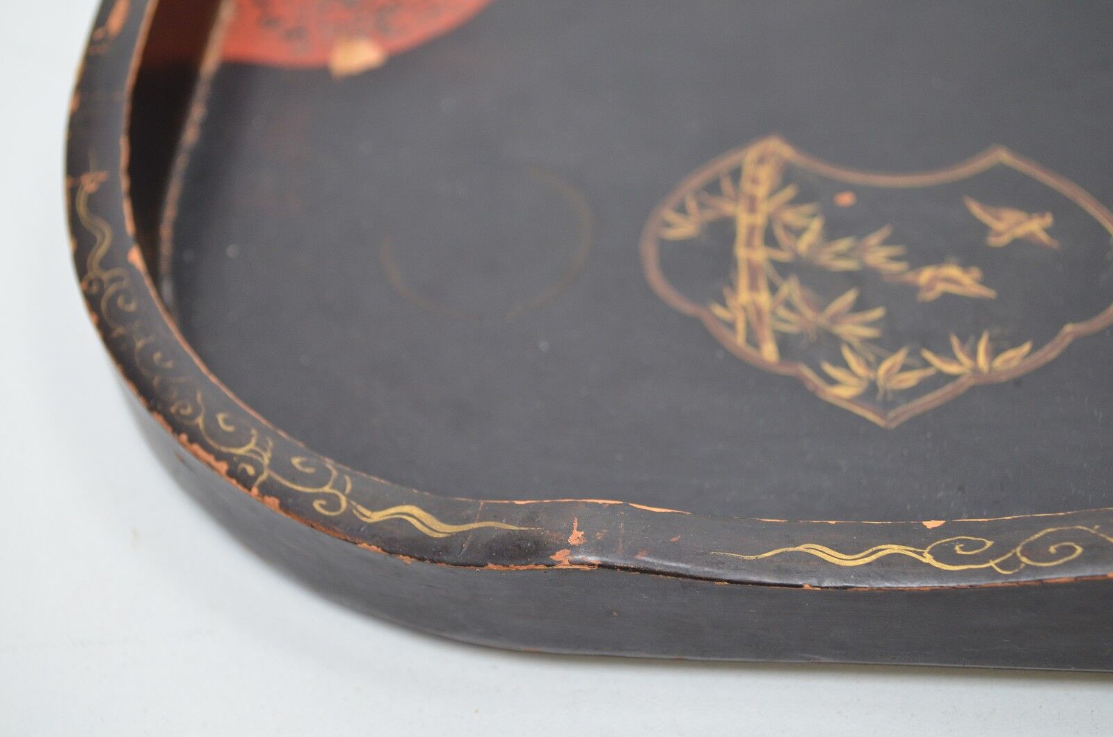Japan - Antique lacquered wooden top