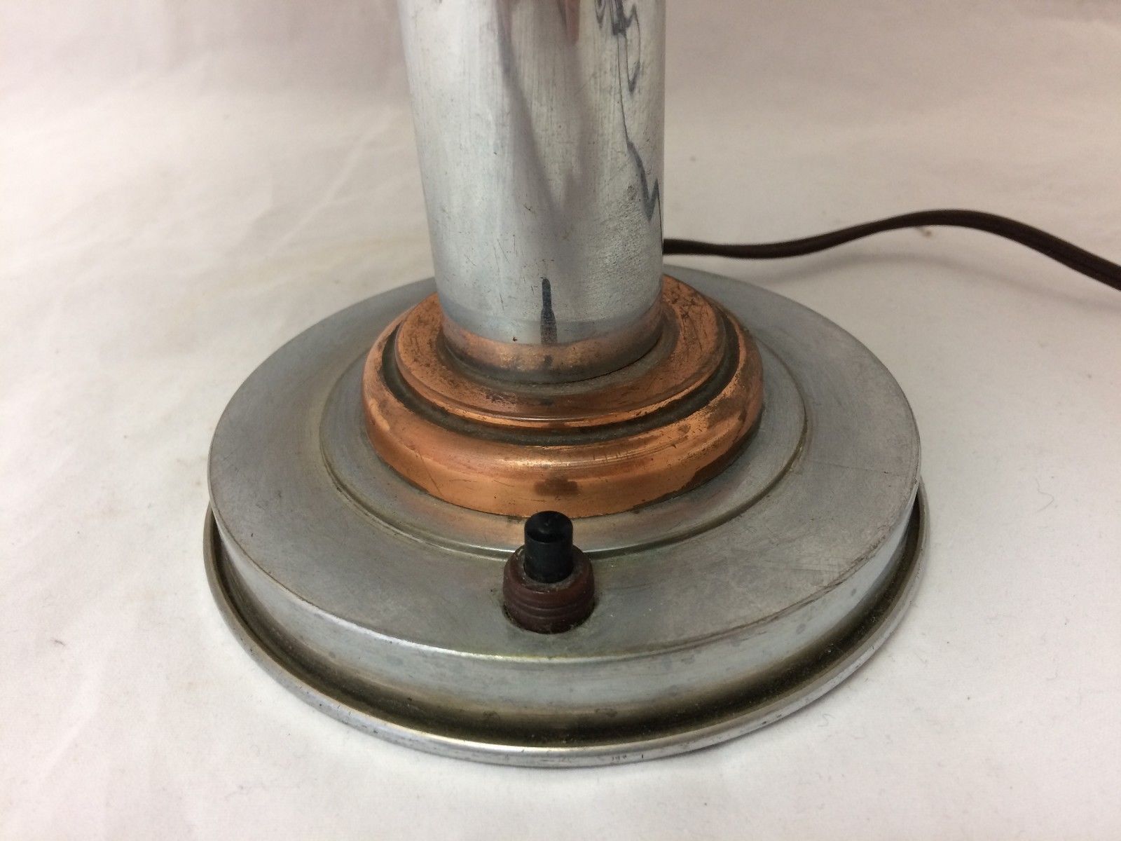 Lampe en chrome 1930 double patine art deco metal doré et cuivre