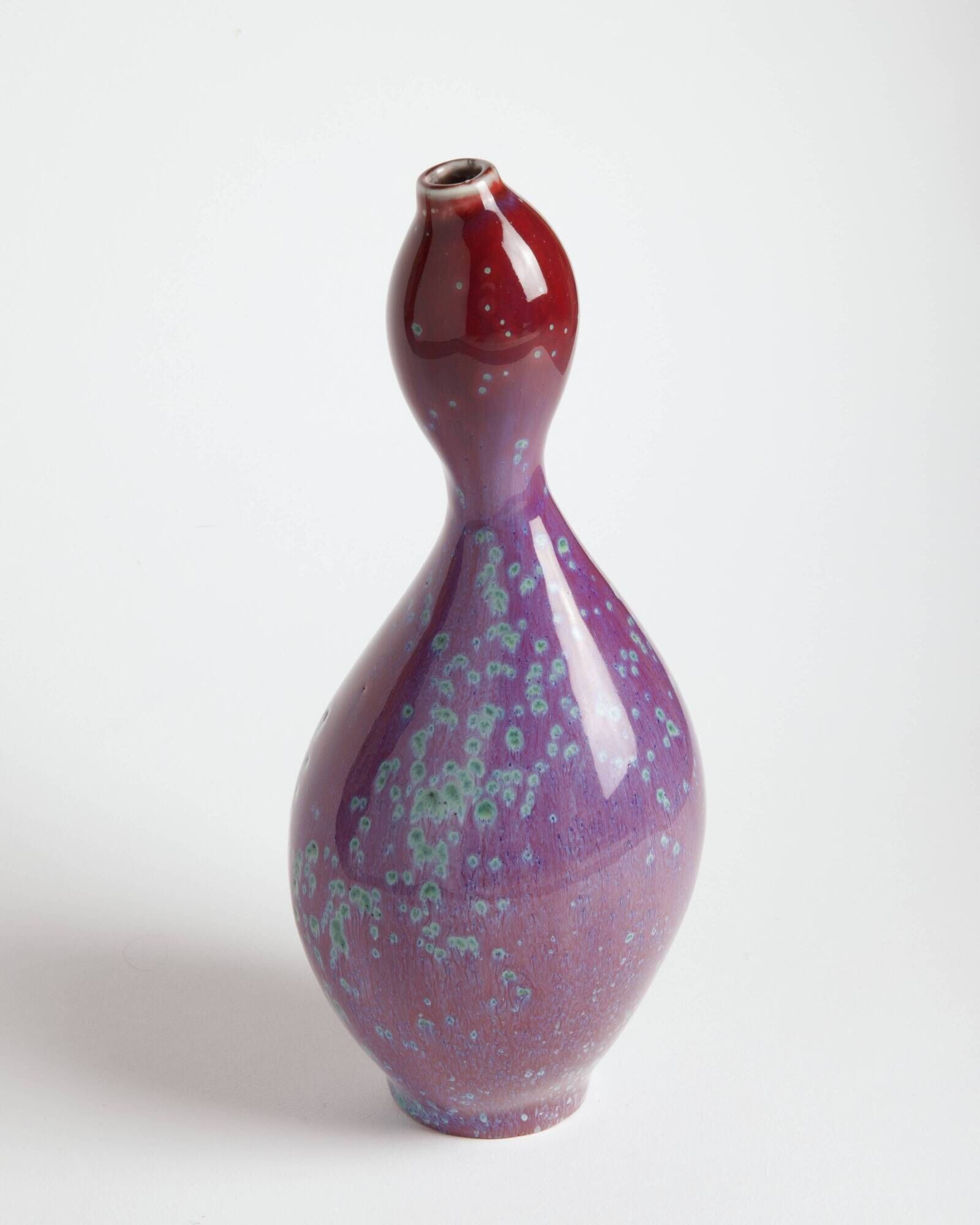 Porcelain vase with peacock glaze by Matsuyama Gaei, first generation.