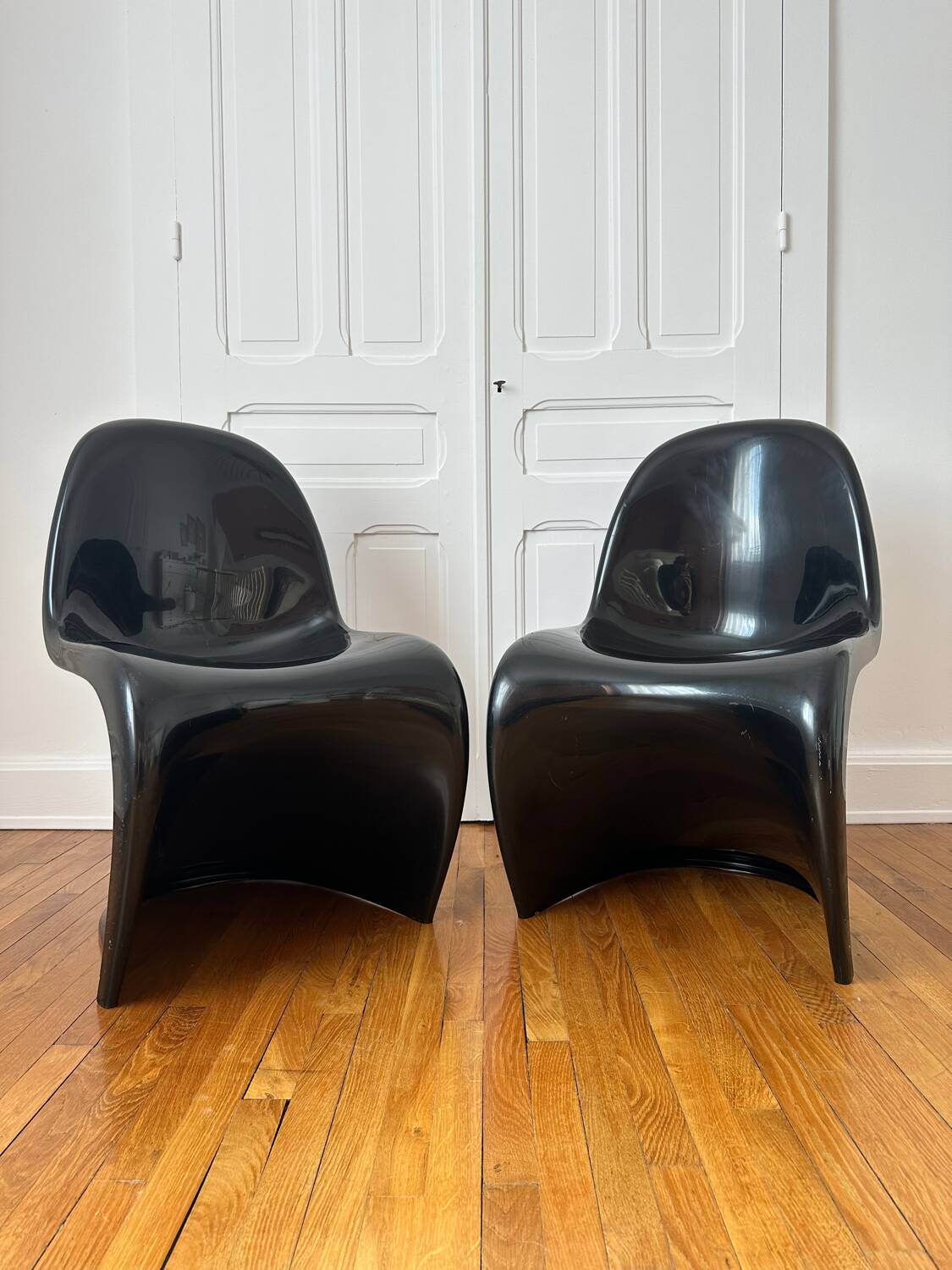 Pair of Verner Panton chairs by Herman Miller, 1975