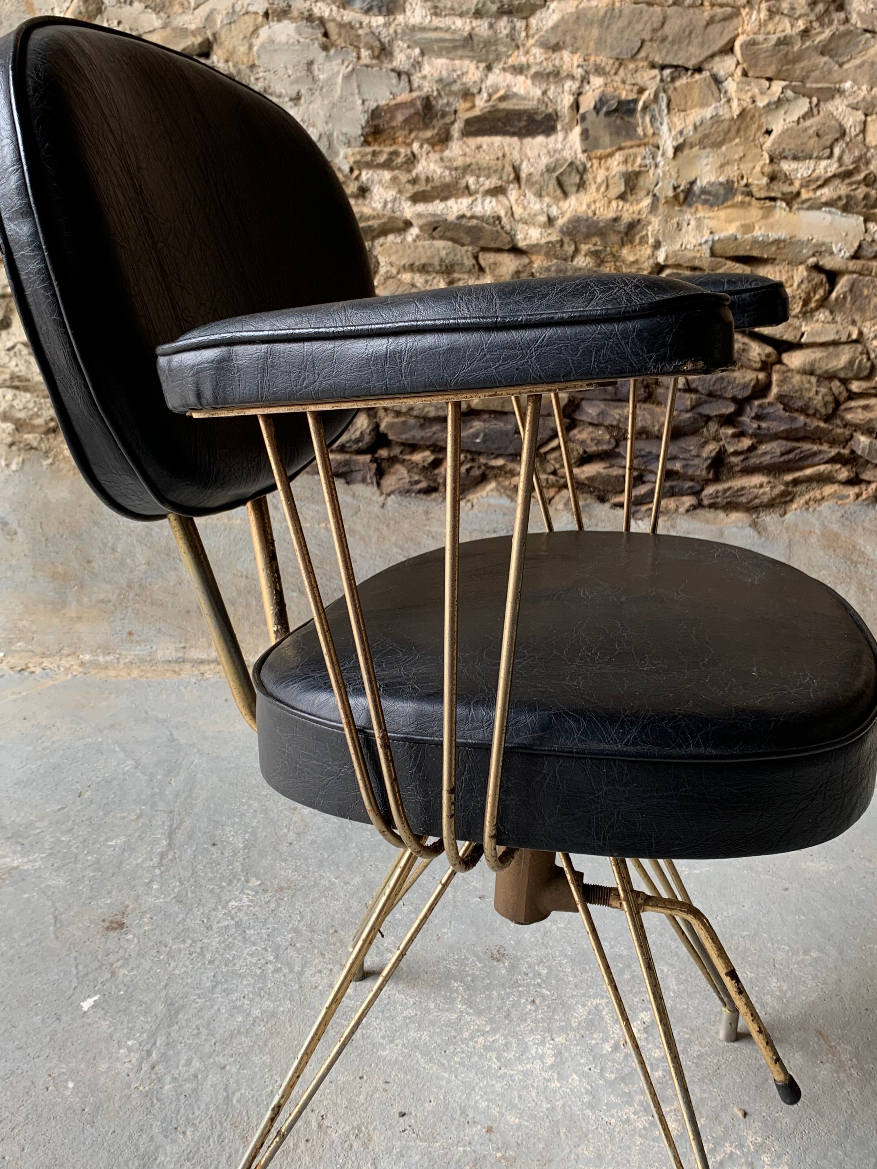 Set of 2 old hairdresser's chairs