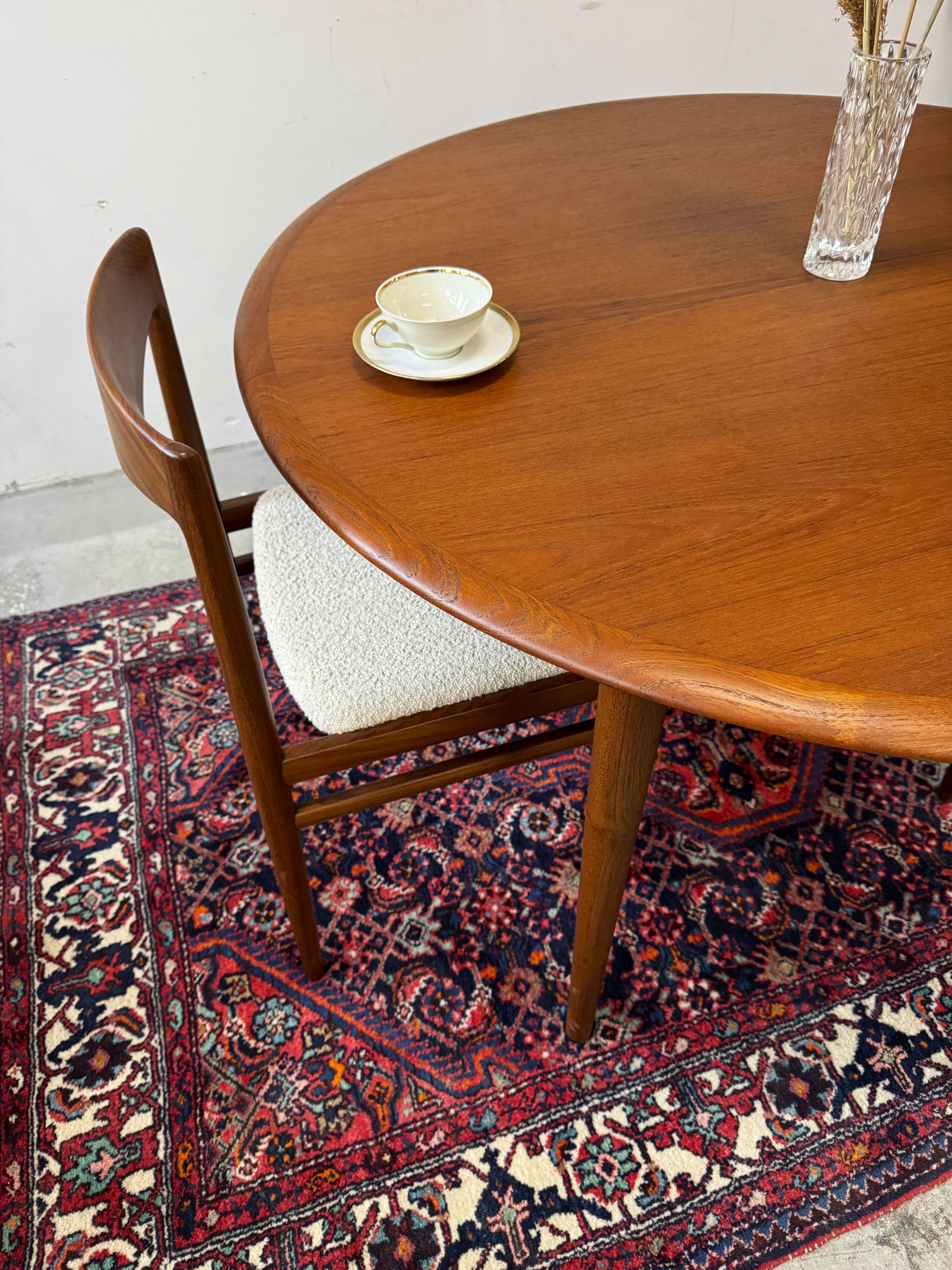 Extendable teak table, Denmark 1960s/1970s, mid-century modern, vintage