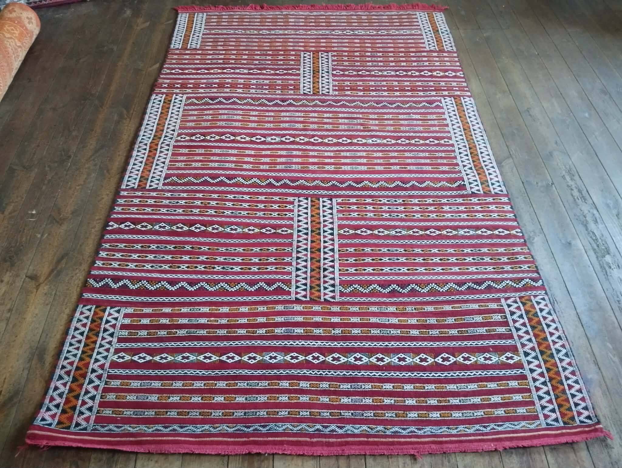 Berber Zemmour rug handmade 230x144cm