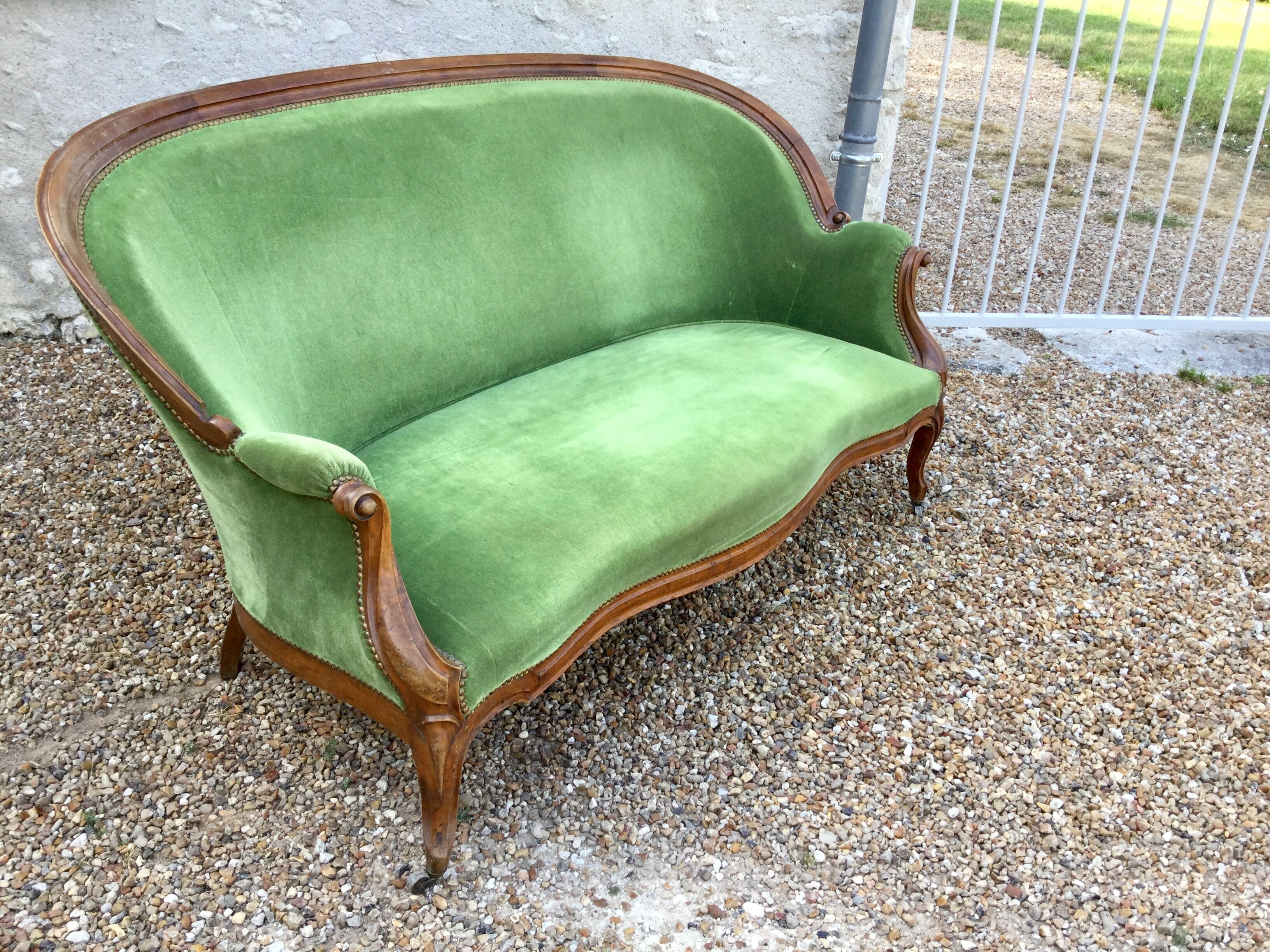 Louis XVI style bench in green velvet