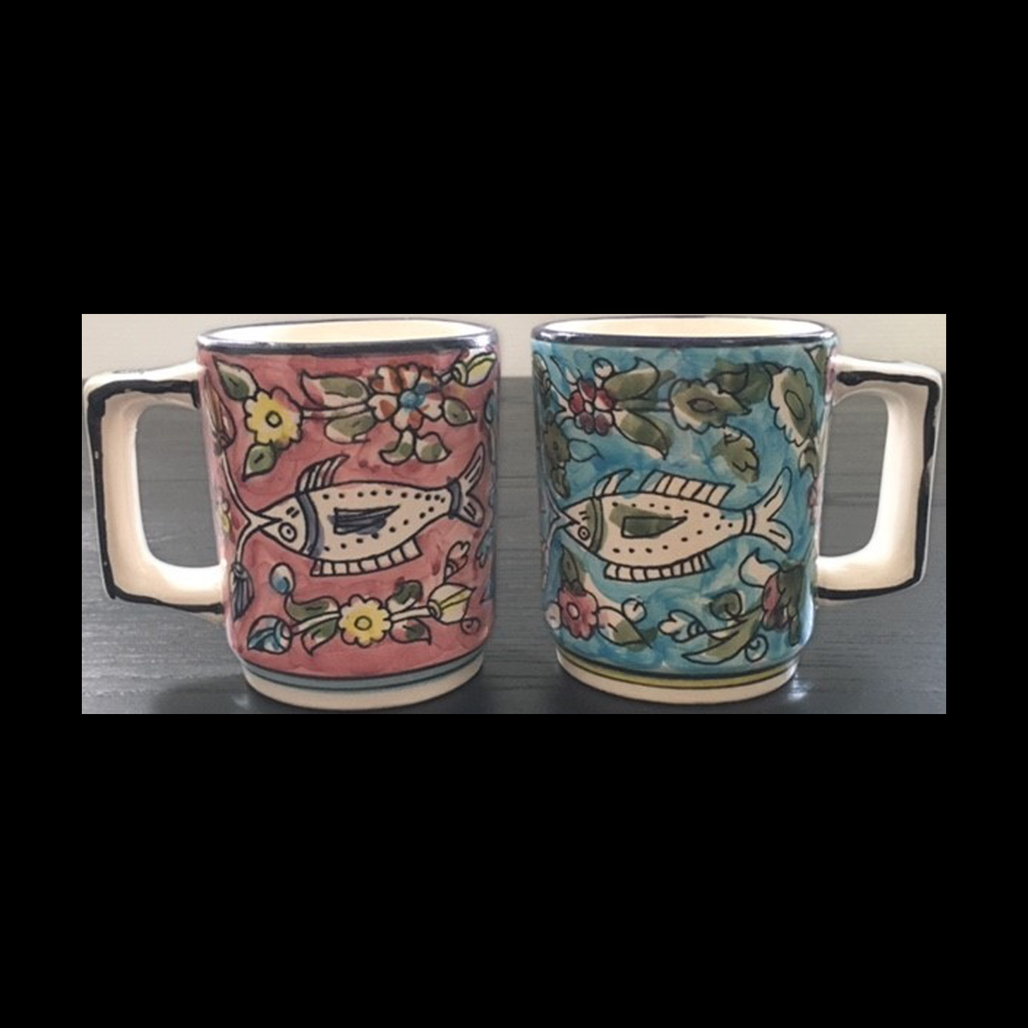 Paire de mugs décor poissons
