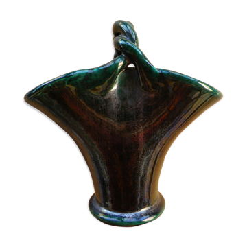 Basket in green glazed earth