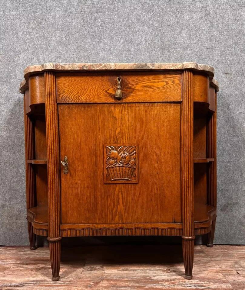 In the style of Dufresne: Art Nouveau period oak sideboard