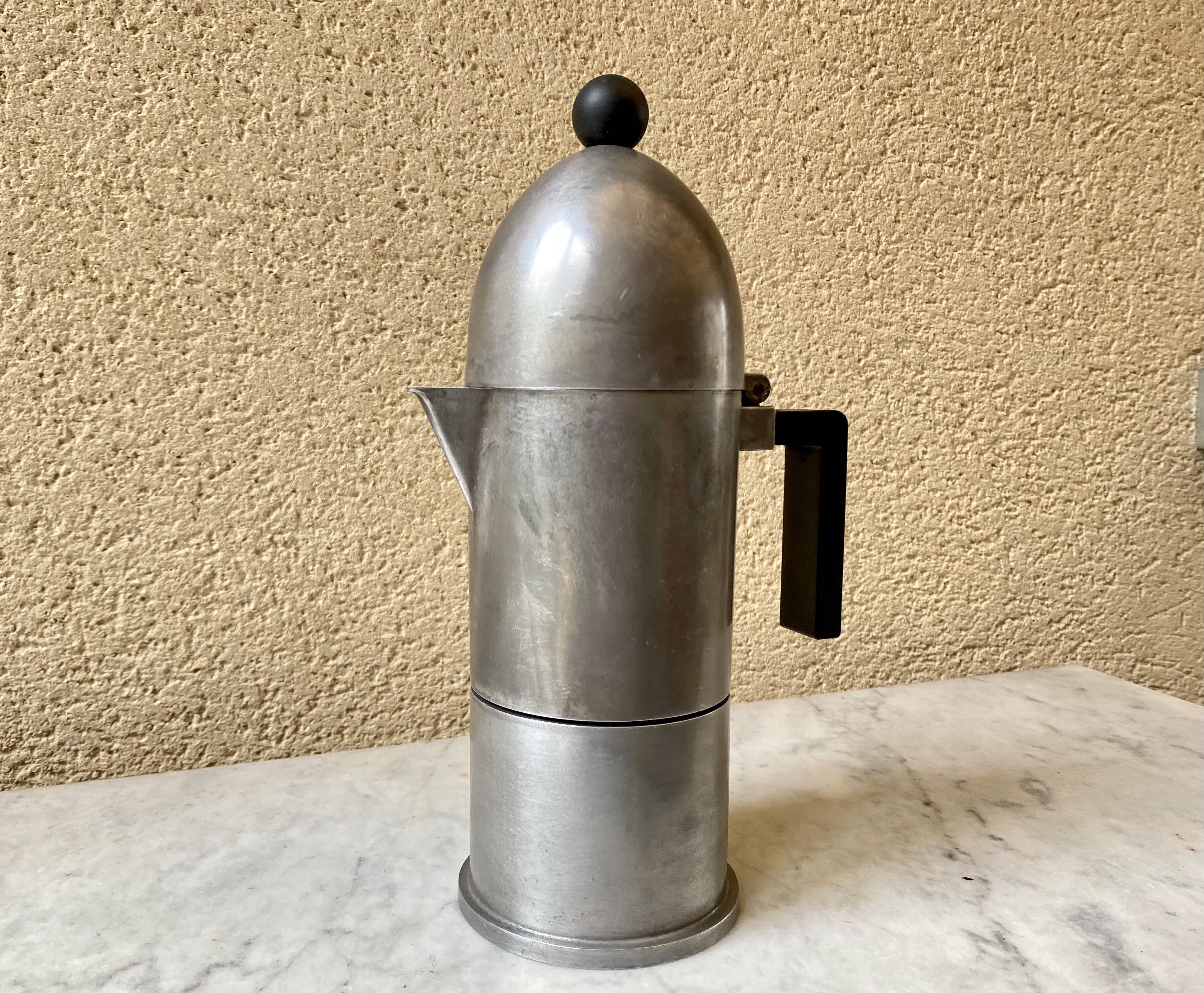 Cafetière italienne 6 tasses Alessi 902 la Cupola design Aldo Rossi