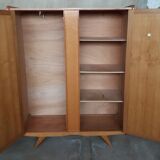 Armoire en rotin vintage