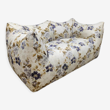 Vintage 'Le Bambole' sofa Mario Bellini B&B Italia 'Flowers'