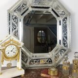 Venetian mirror to parecloses of the 1930s Murano glass 52 x 43 cm