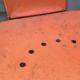 Chaise industrielle rouge