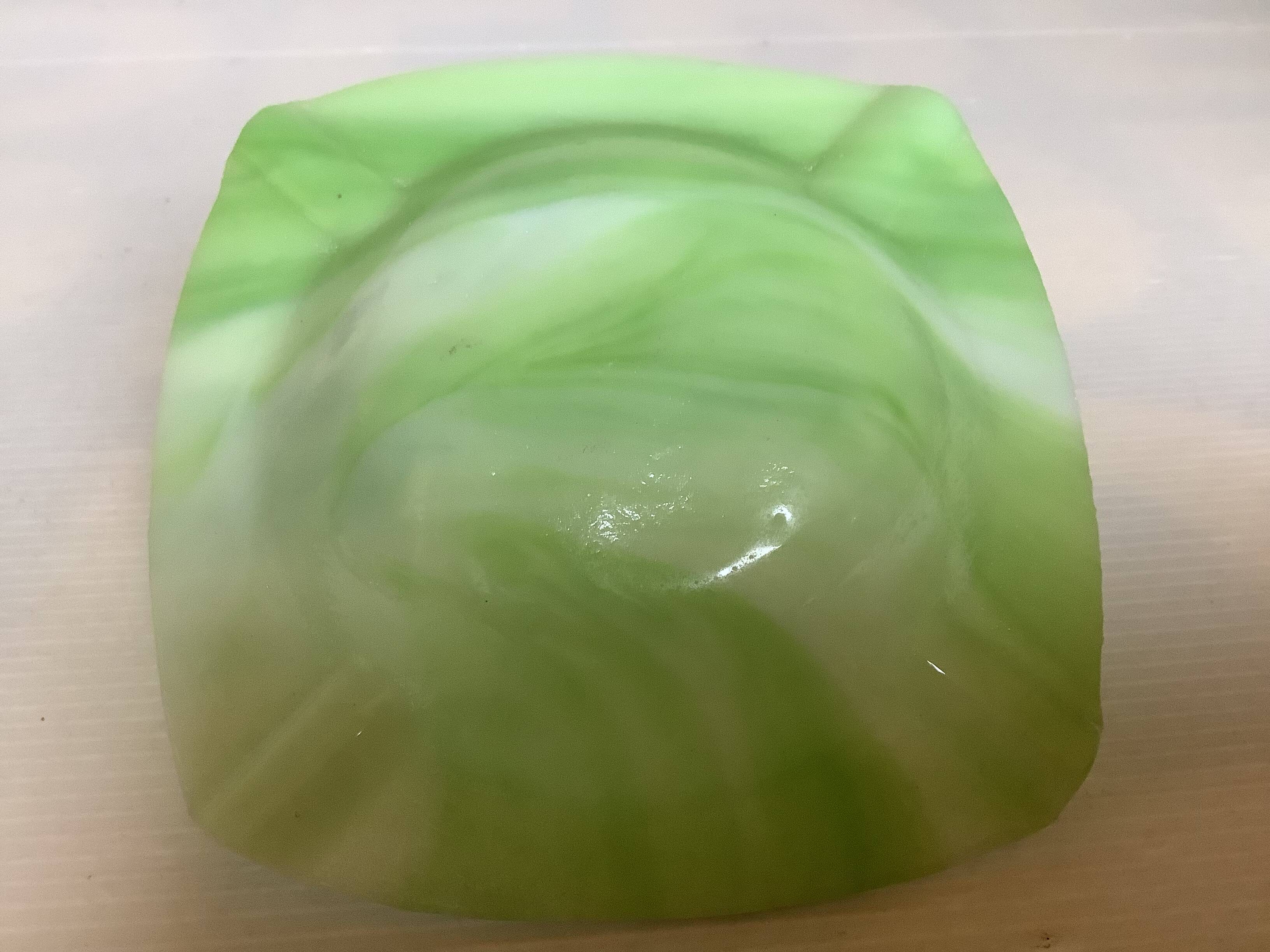 Vide poche cendrier pâte de verre verte