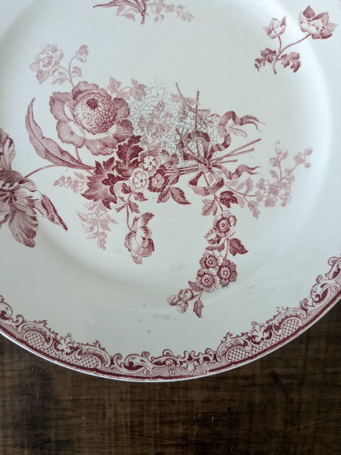 Fontanges Sarreguemines dish