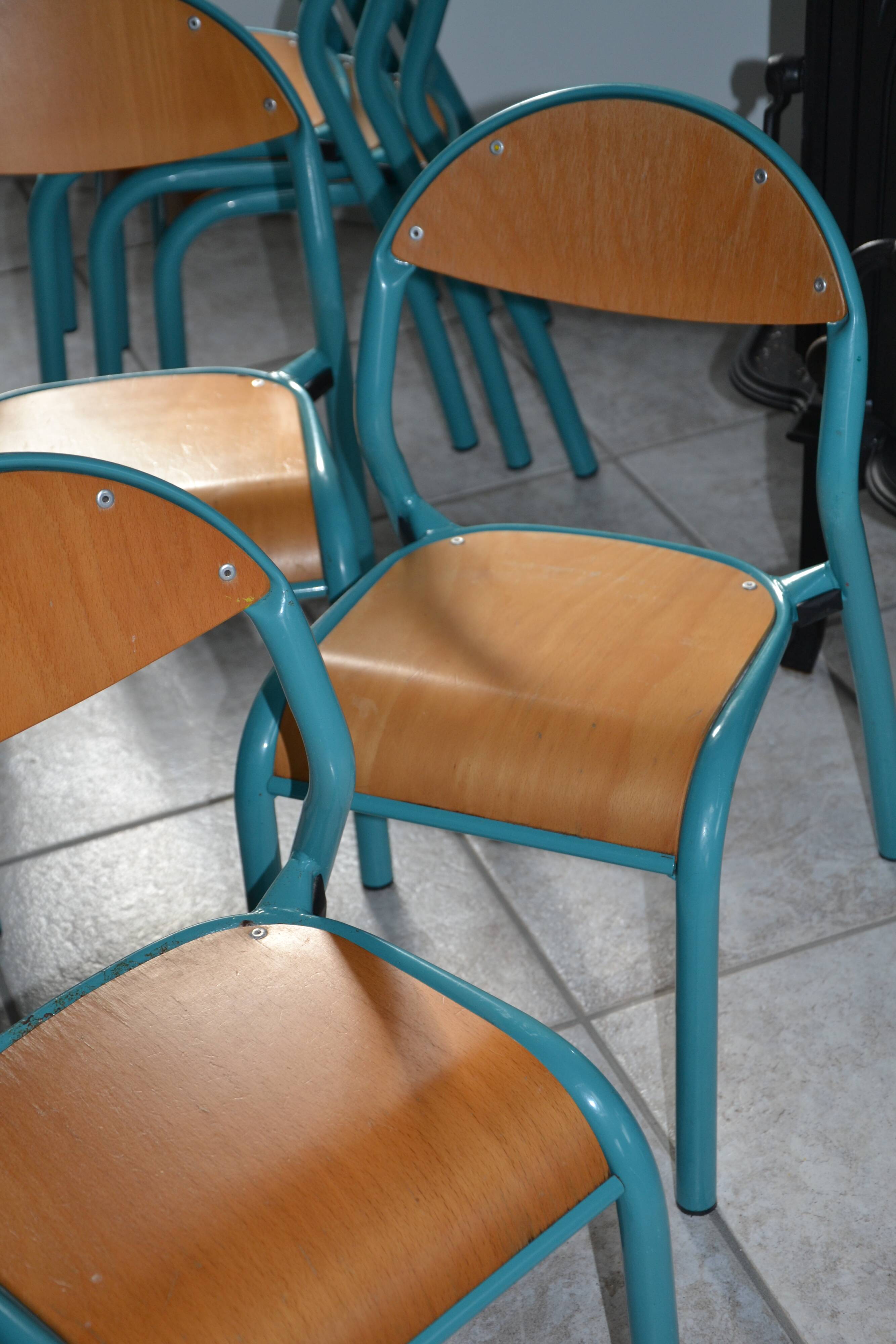6 vintage blue children's chairs