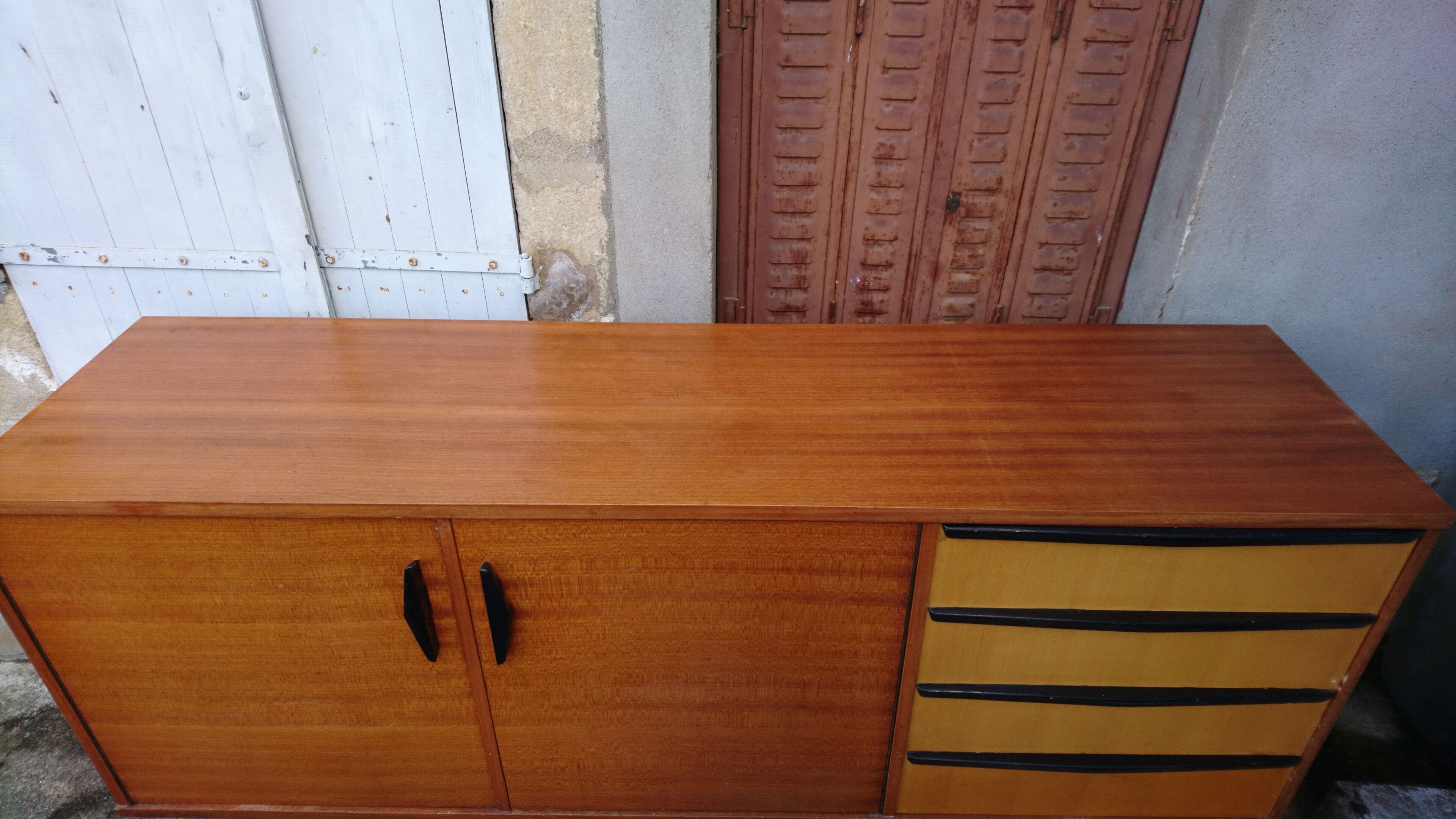 Sideboard