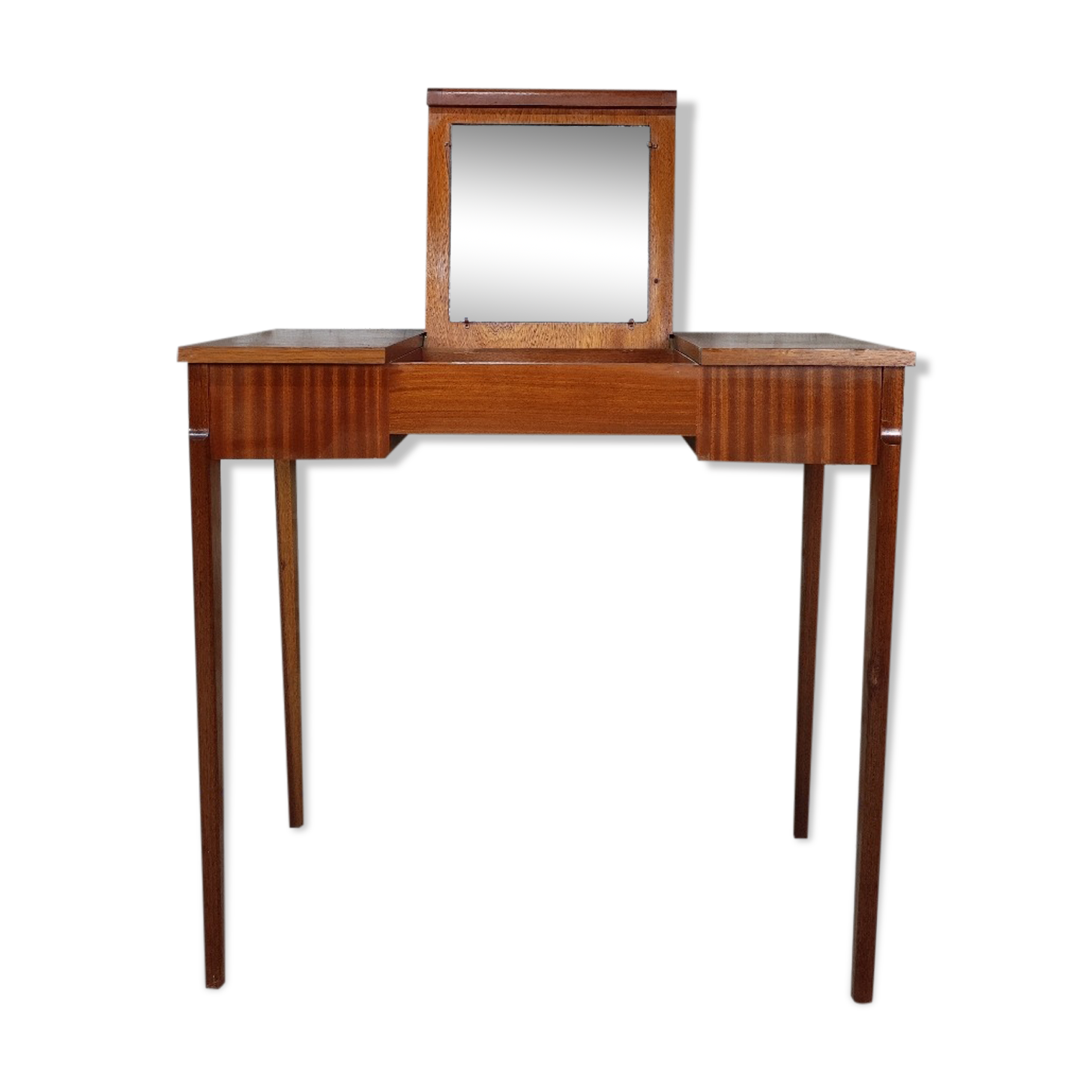 Wooden dressing table