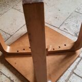 Tabouret en bois en pin