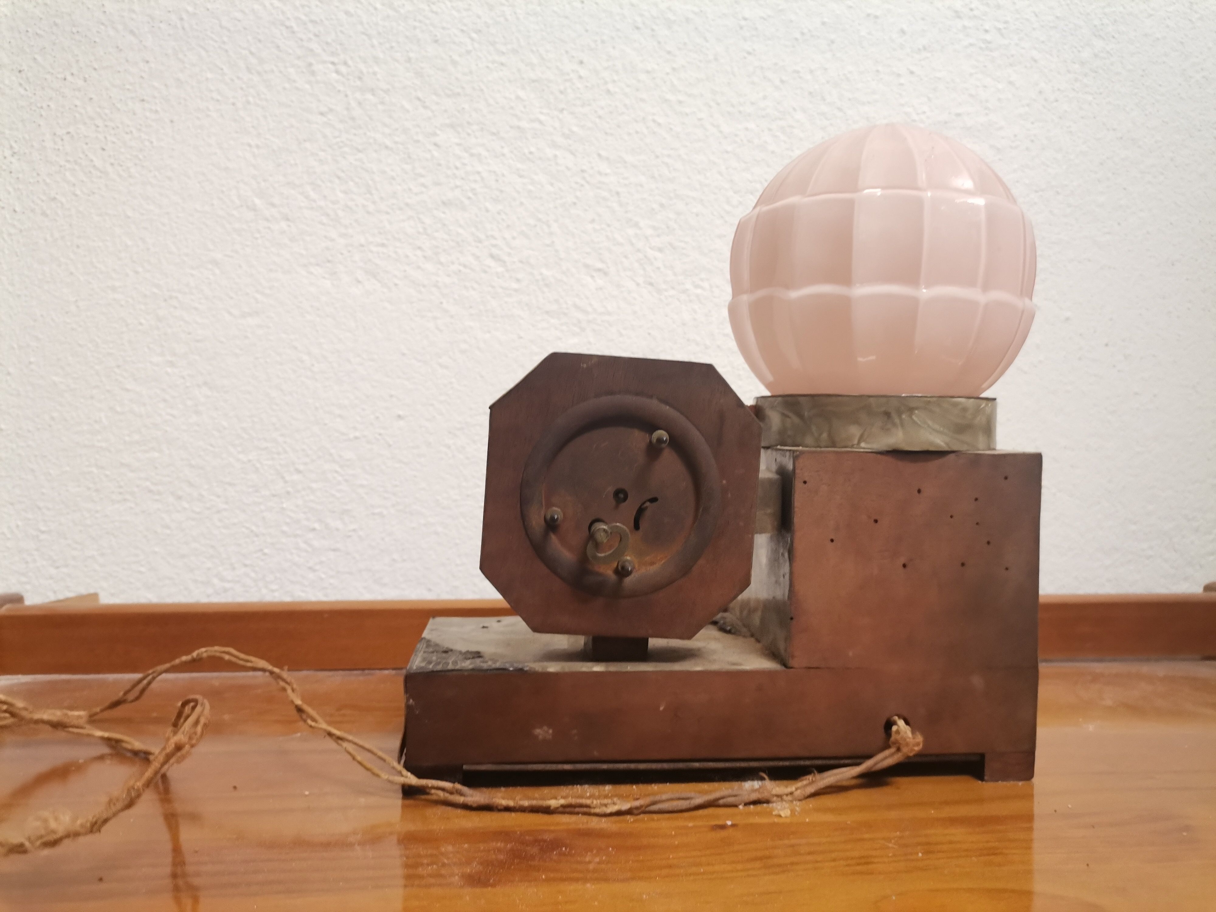 Horloge de bureau Art Déco allemande par Colossal 1930 1940