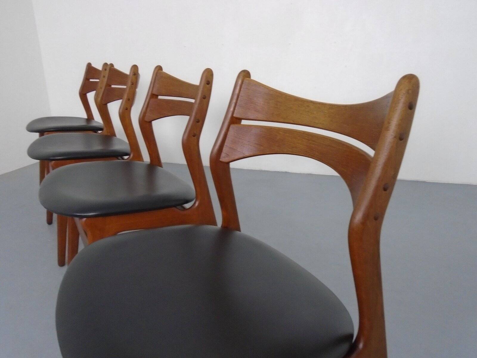 Teak Model 310 Dining Chairs by Erik Buch for Chr. Christensen, Denmark, 1960s, Set of 4