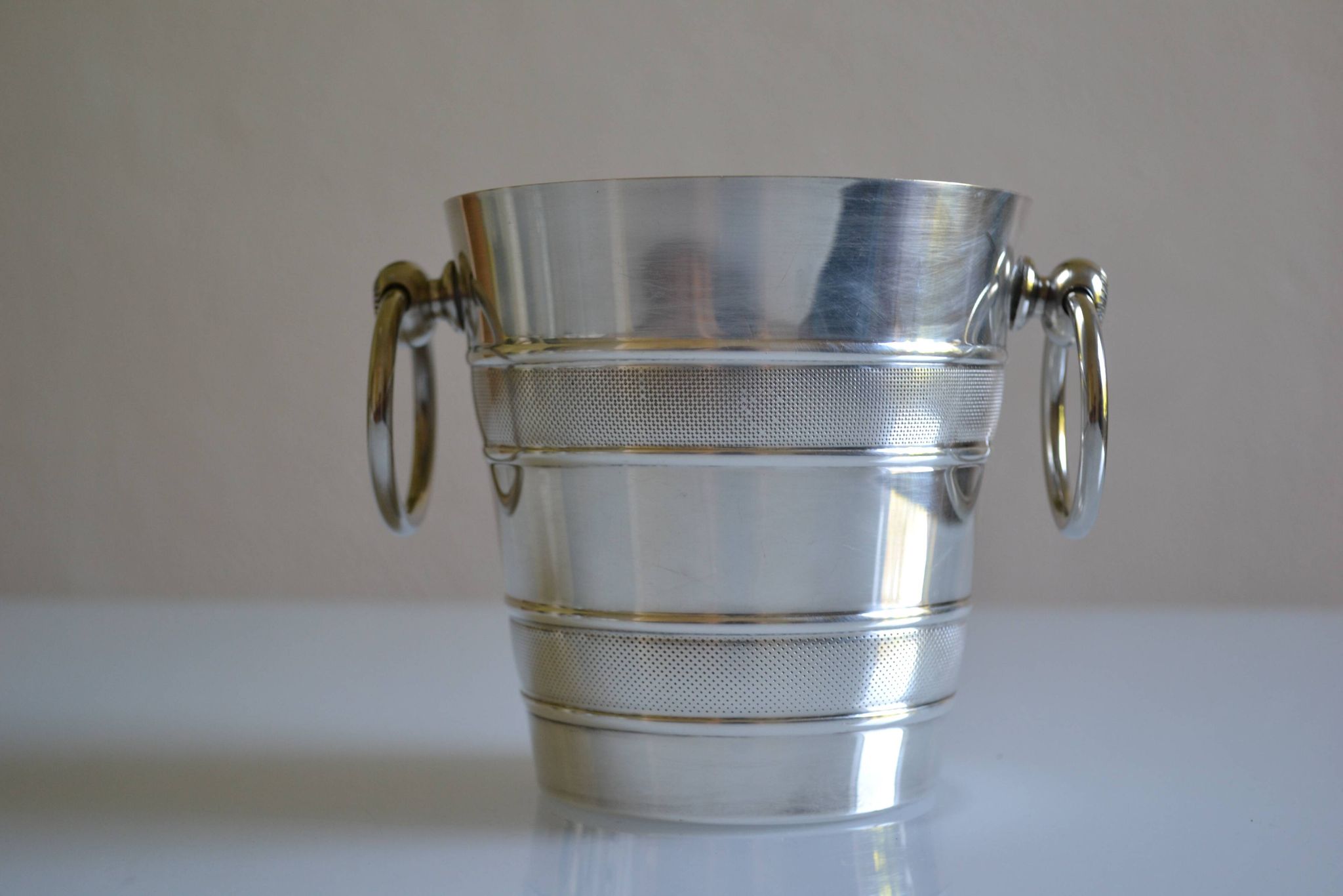 Seau à glace vintage en métal argenté