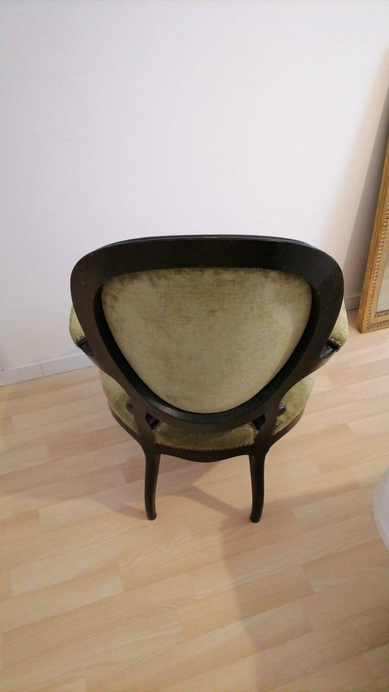 Set of 2 vintage green velvet armchairs – Elegance and comfort