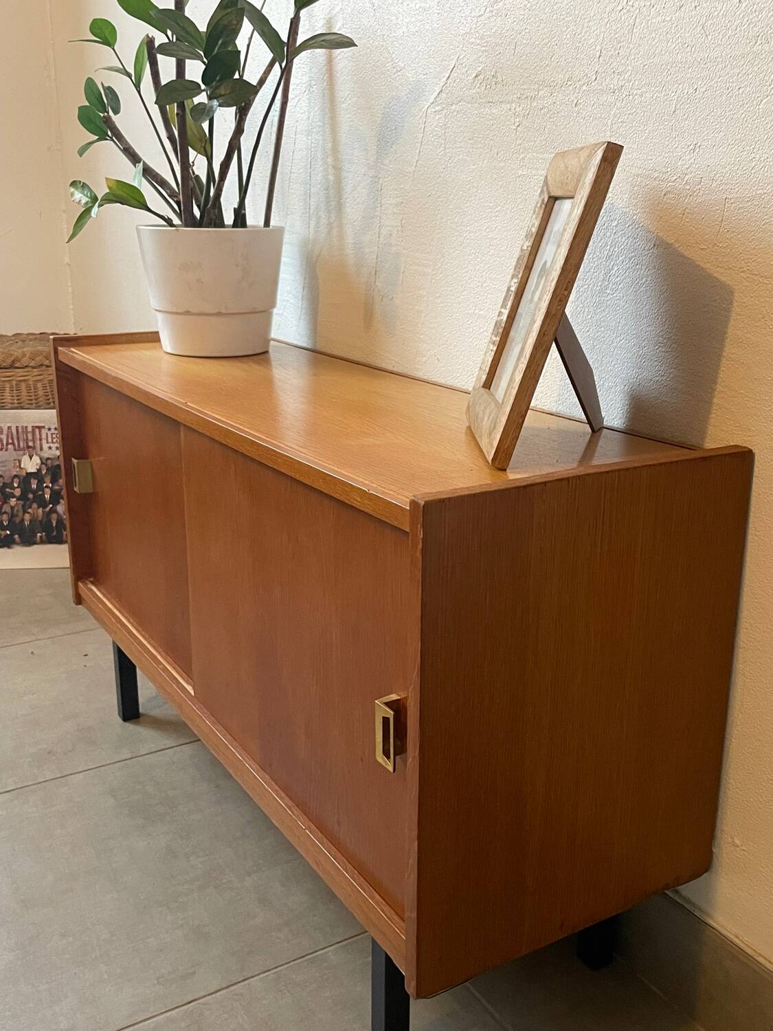 Small vintage sideboard/TV unit from the 1960s