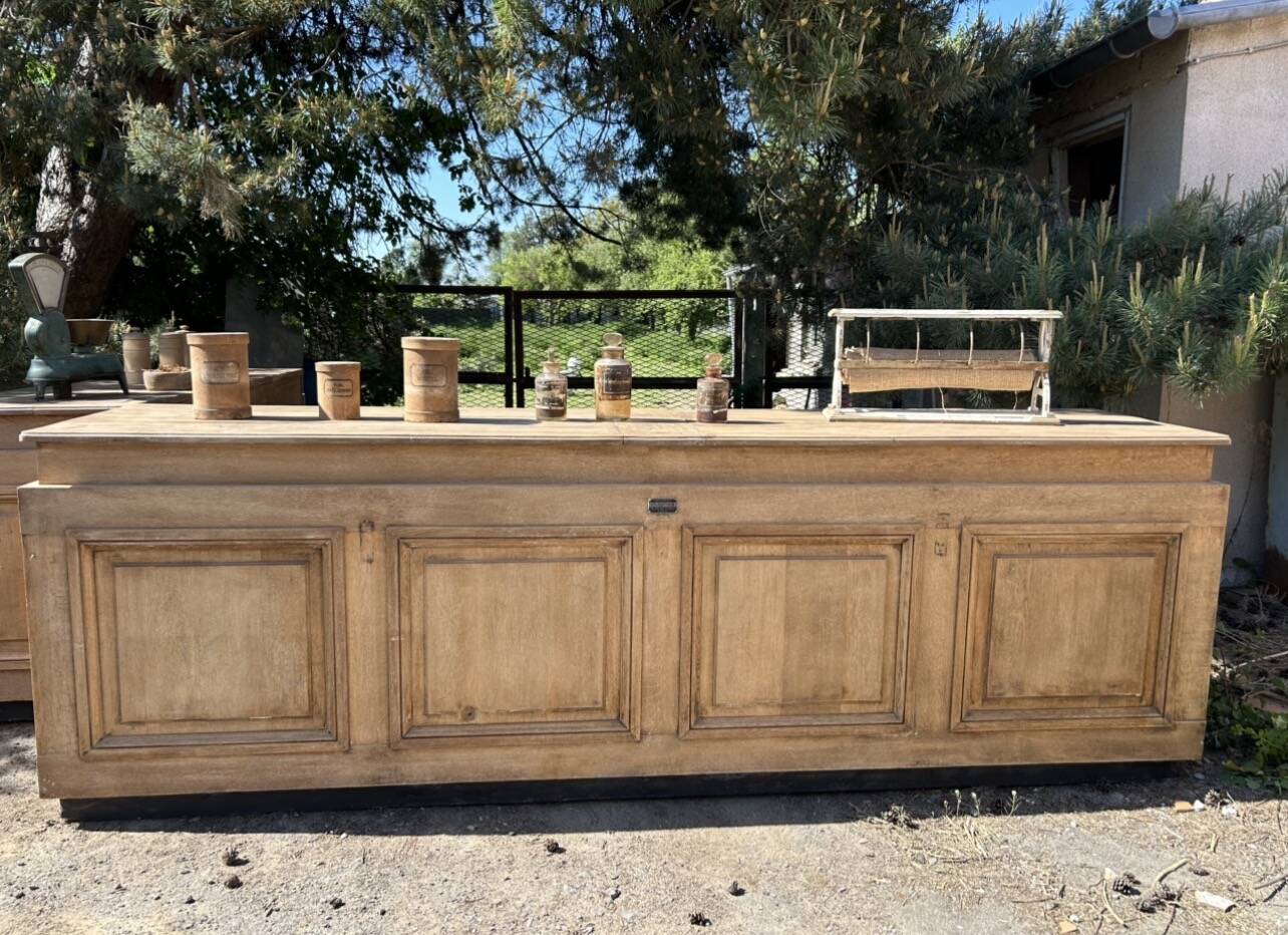 Exceptional large oak counter 288 cm