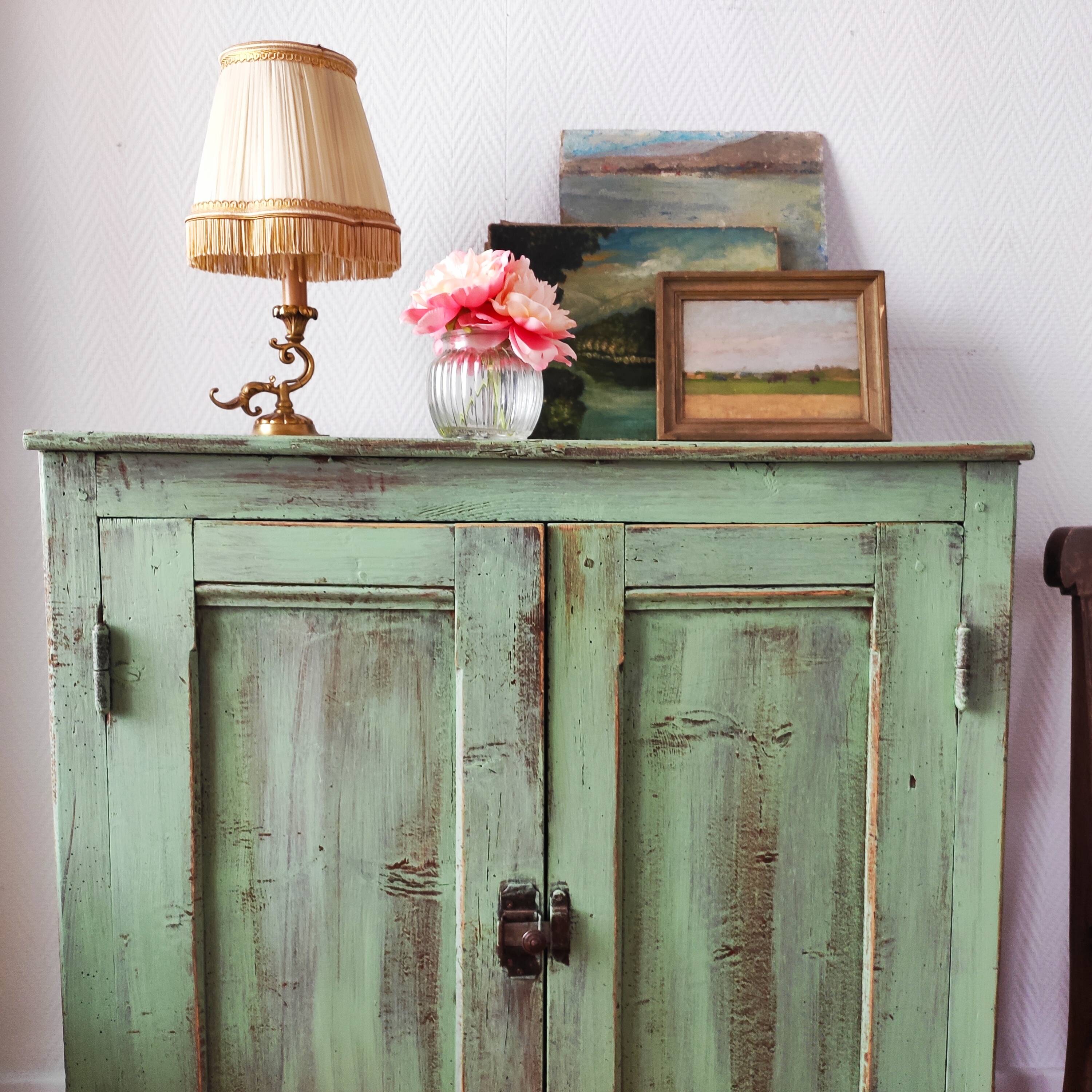 Old Parisian style sideboard with aged patina
